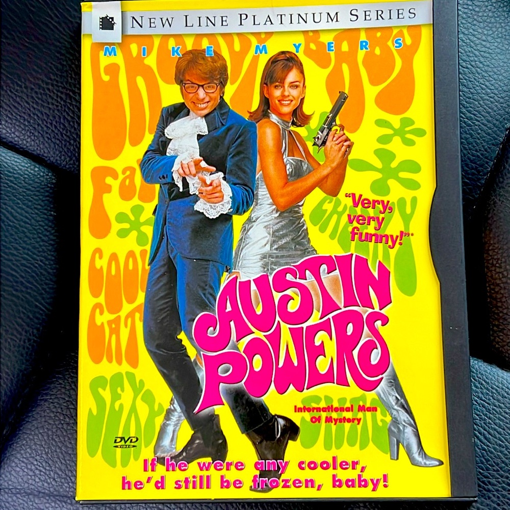 Austin Powers starring Mike Myers DVD